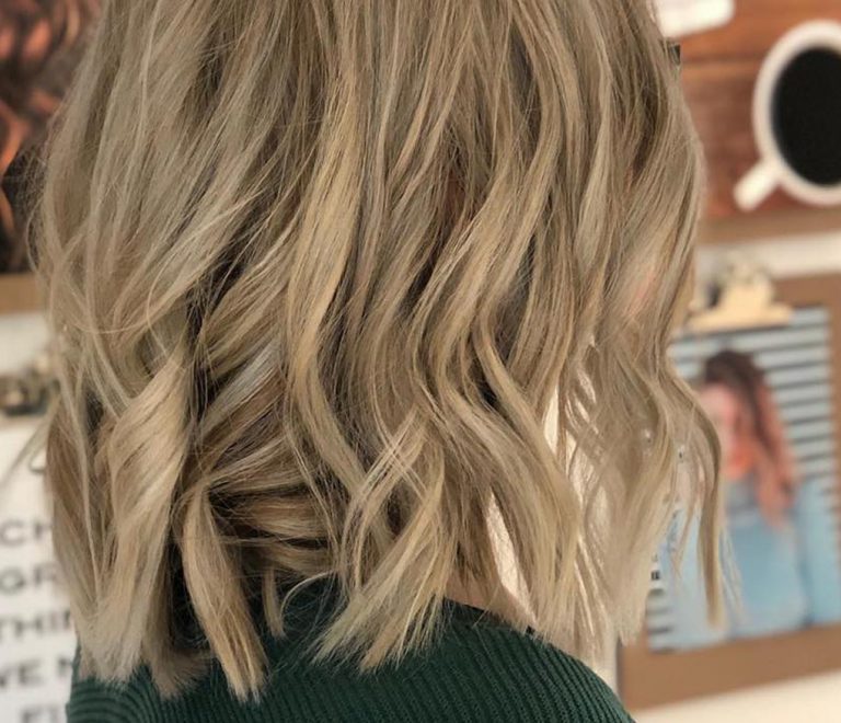 Gespot: Dit zijn dé mooiste blonde haar-trends van spring 2019