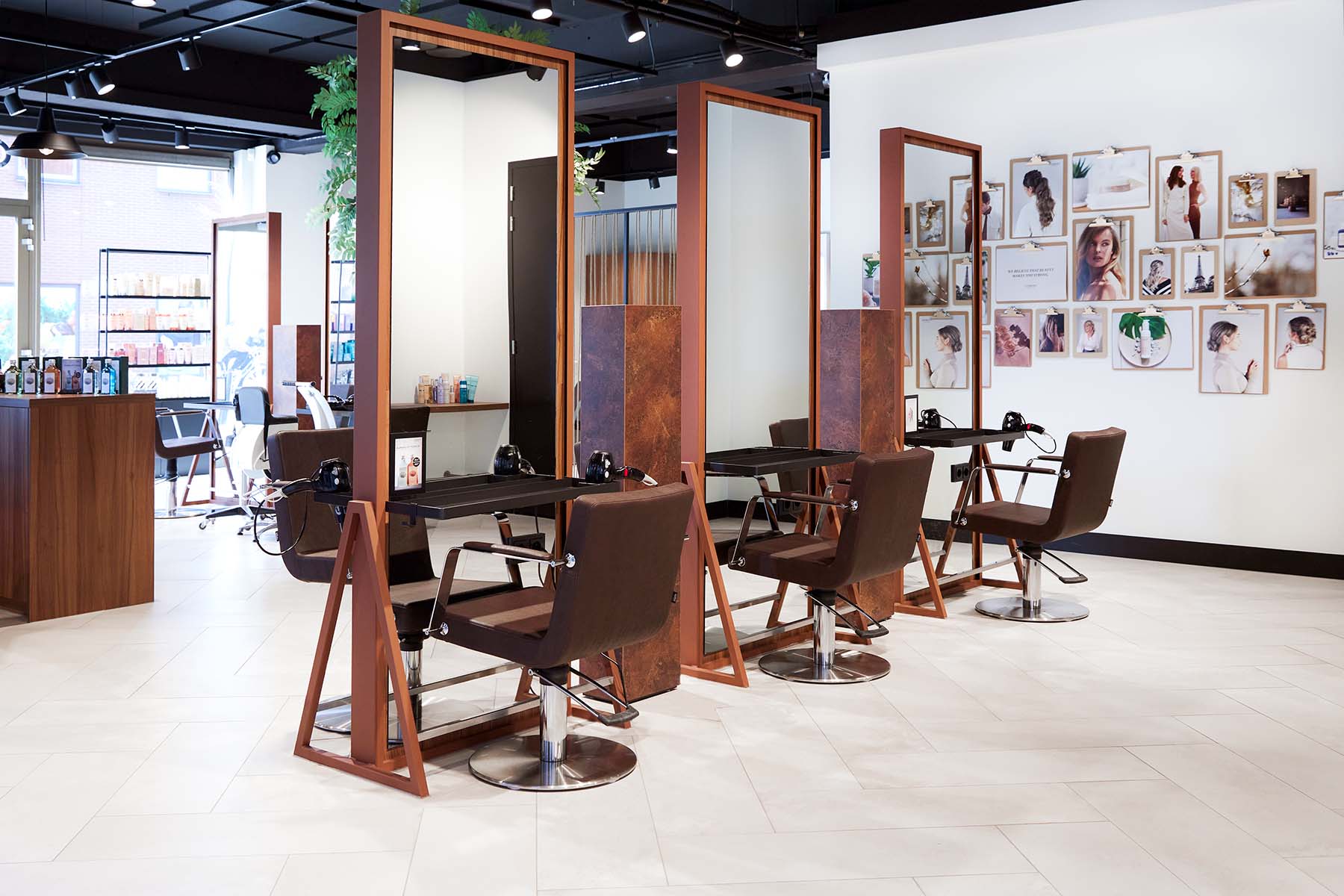 Cosmo Hairstyling salon